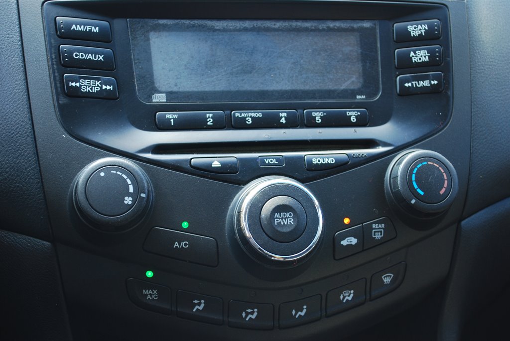2005 Honda Accord LX photo
