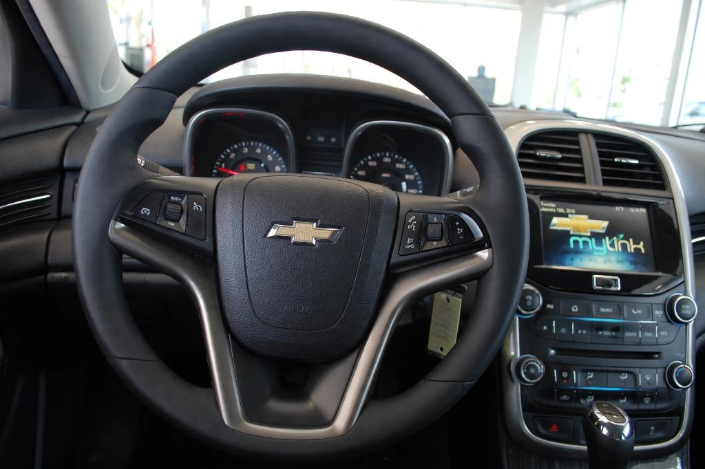 2016 Chevrolet Malibu - $7,195