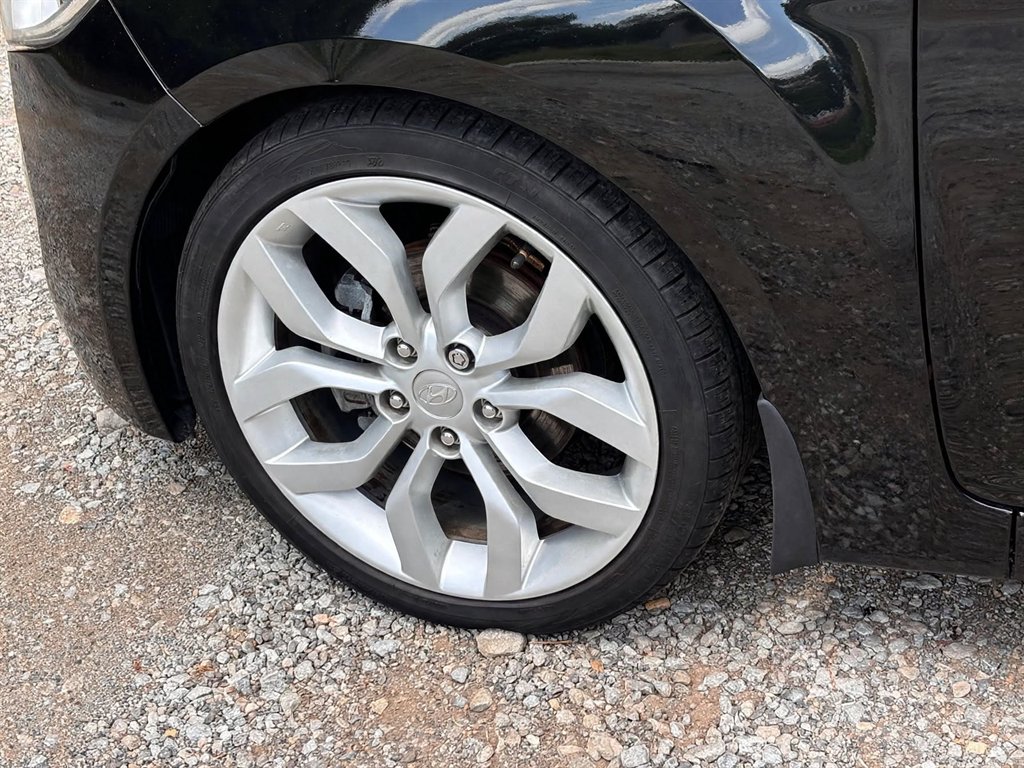2013 Hyundai Veloster - $6,695