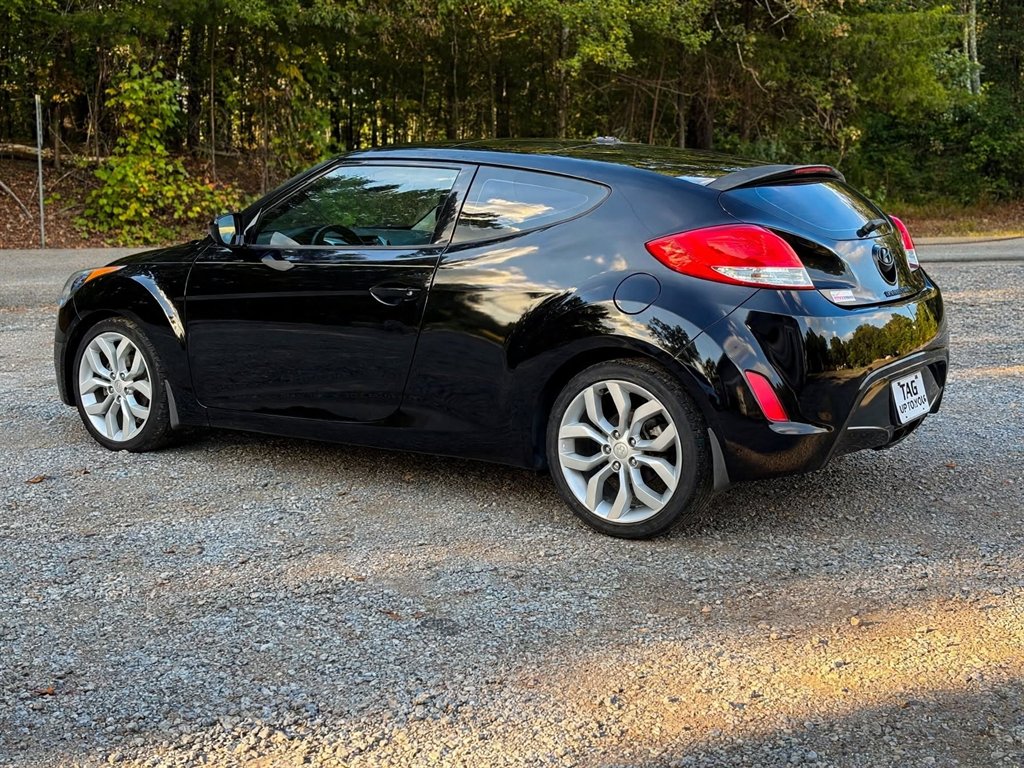 2013 Hyundai Veloster - $6,695