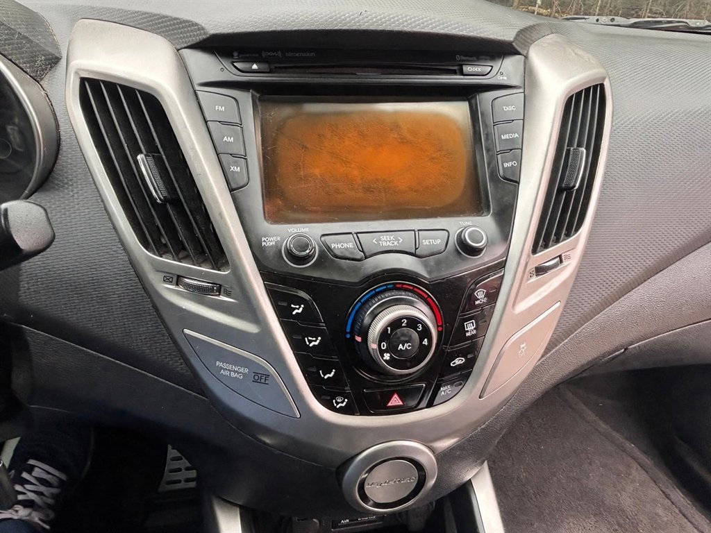 2013 Hyundai Veloster - $6,695