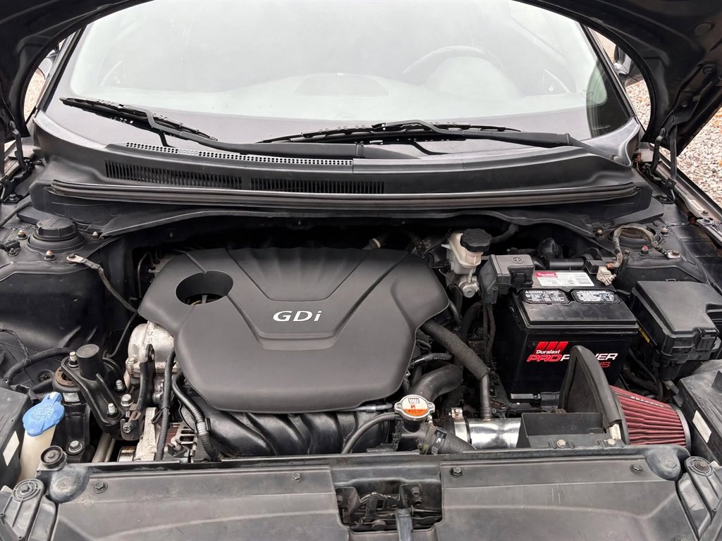 2013 Hyundai Veloster - $6,695