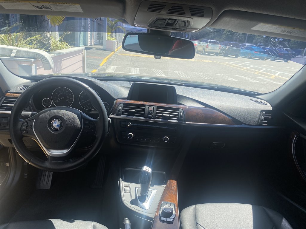 2015 BMW 3-Series 328i photo