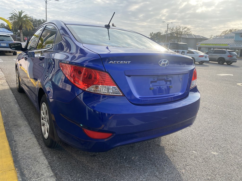2013 Hyundai Accent GLS photo