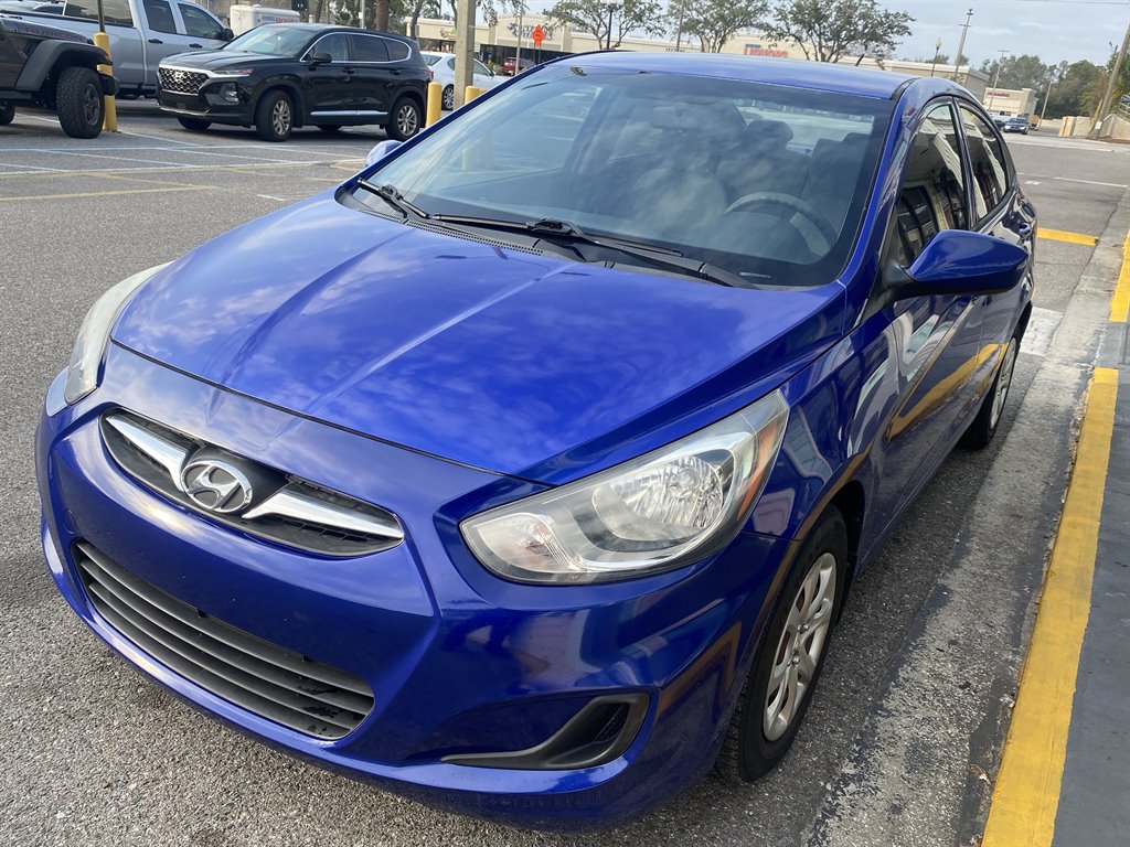 2013 Hyundai Accent GLS photo