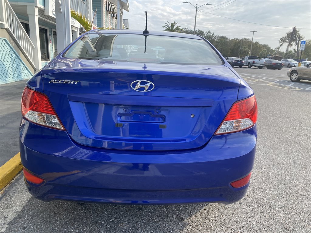 2013 Hyundai Accent GLS photo