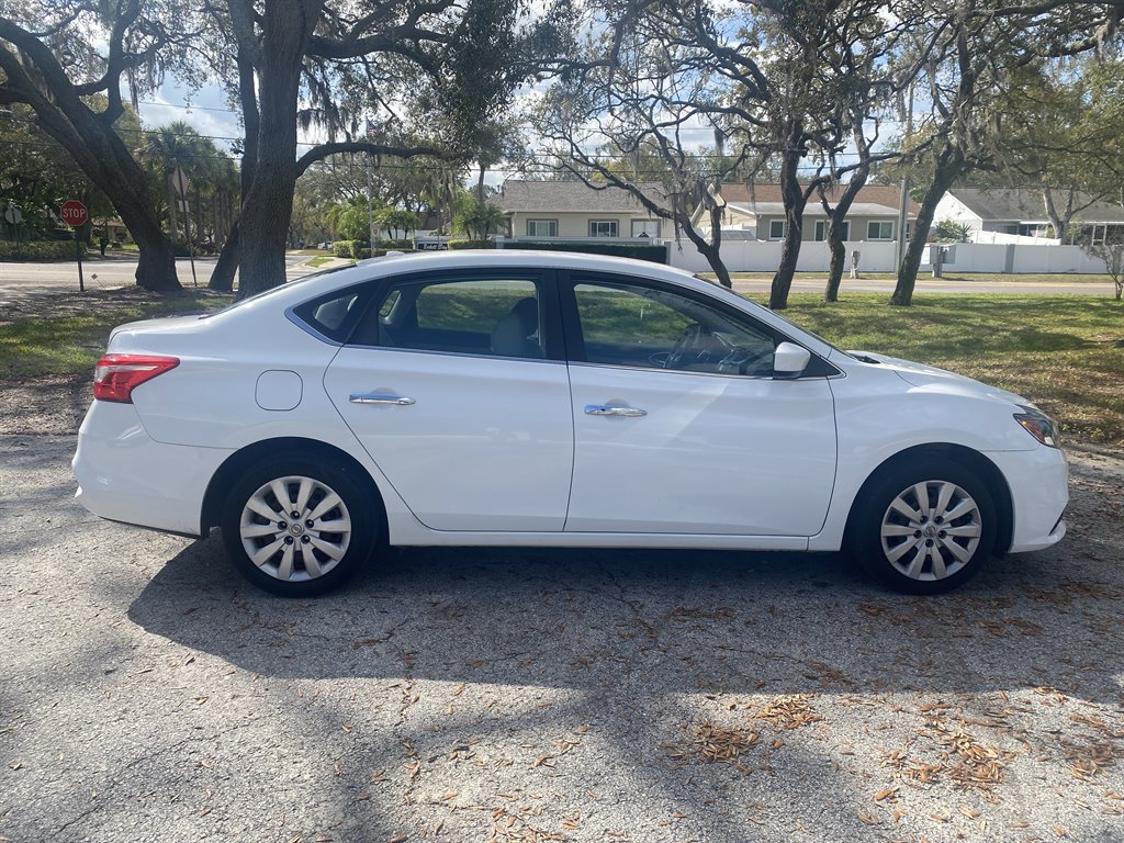 2016 Nissan Sentra SV photo