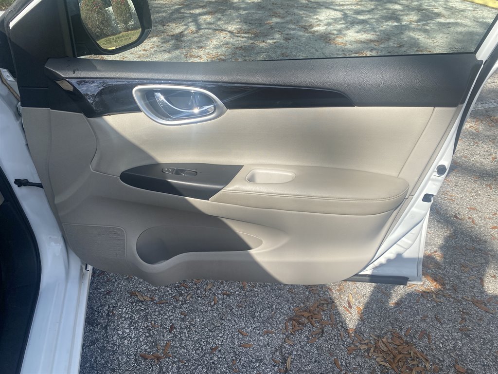 2016 Nissan Sentra SV photo