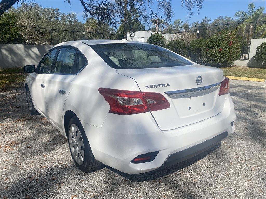 2016 Nissan Sentra SV photo