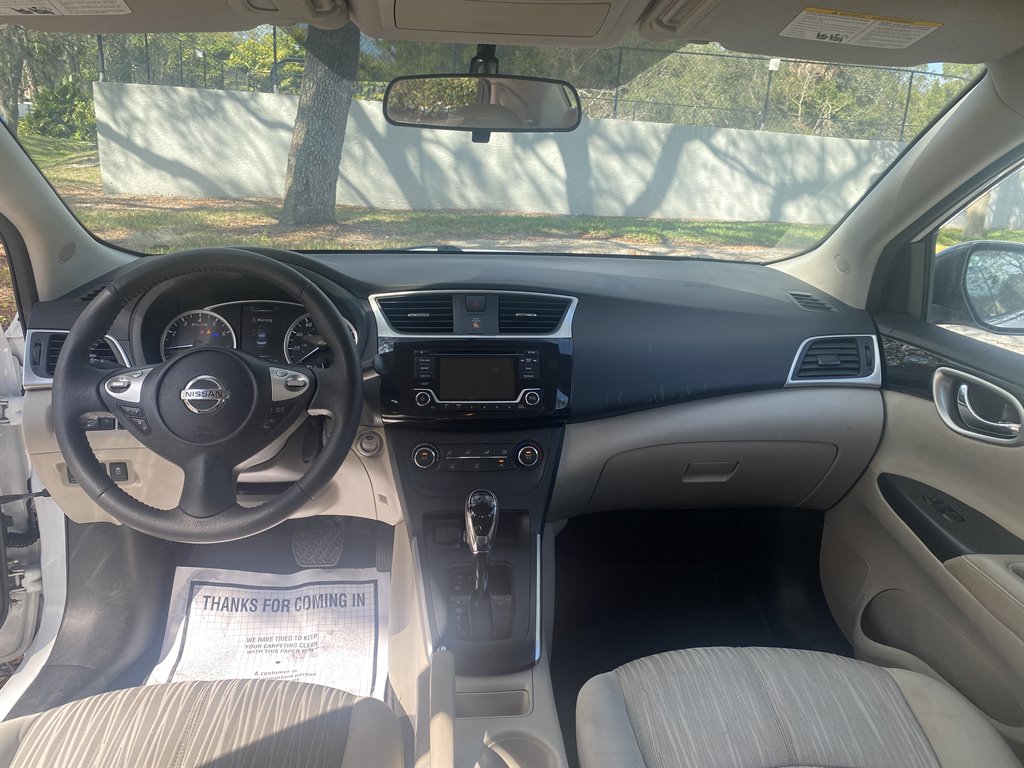 2016 Nissan Sentra SV photo