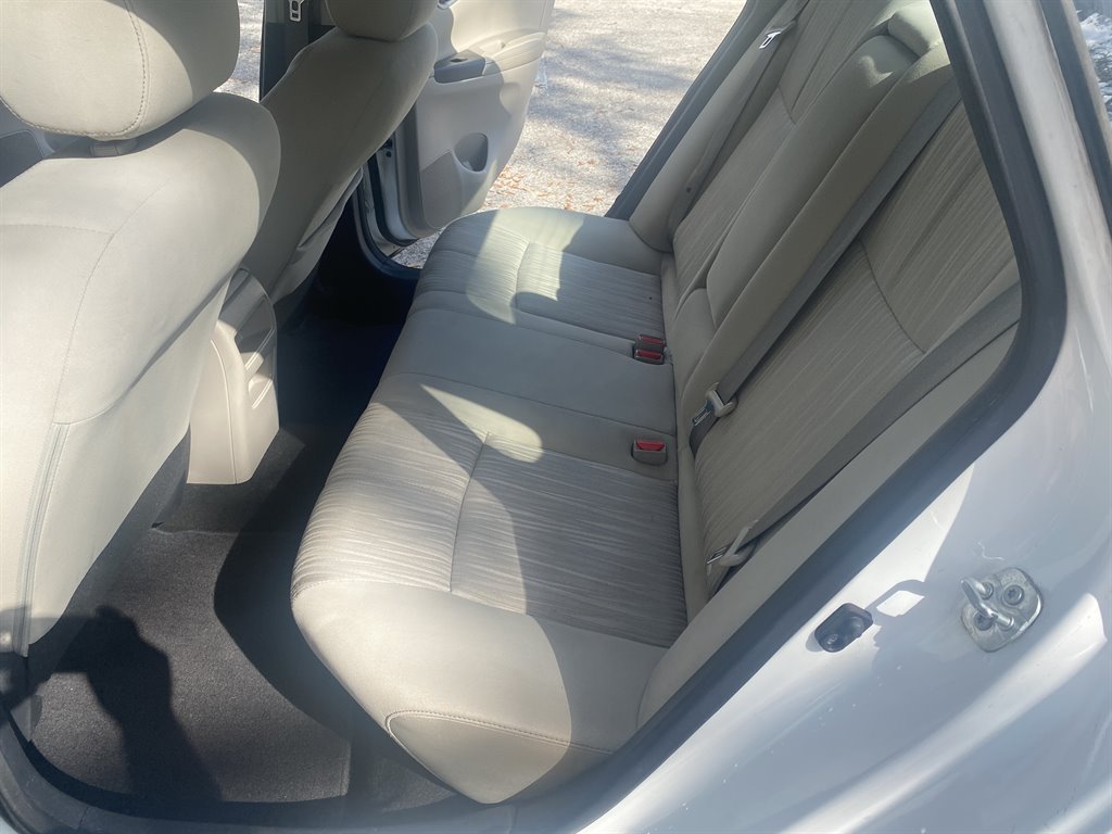 2016 Nissan Sentra SV photo