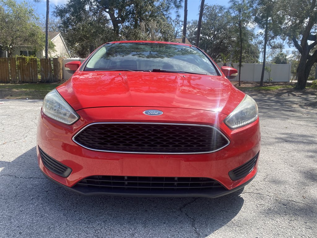 2016 Ford Focus SE photo