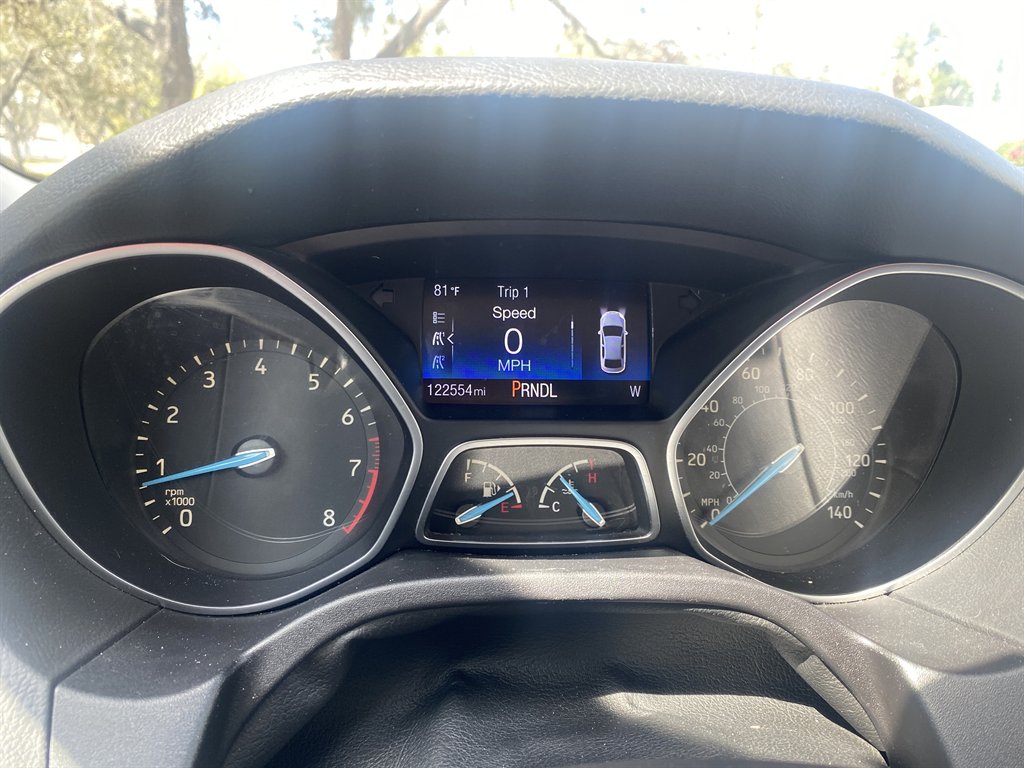 2016 Ford Focus SE photo