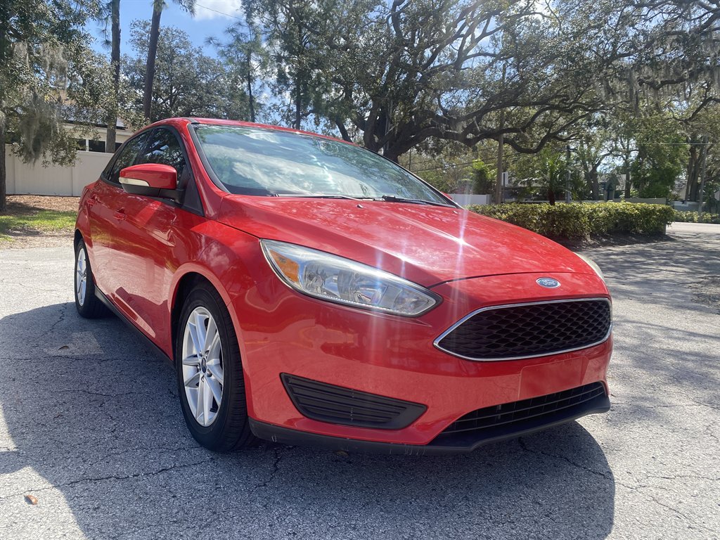 2016 Ford Focus SE photo