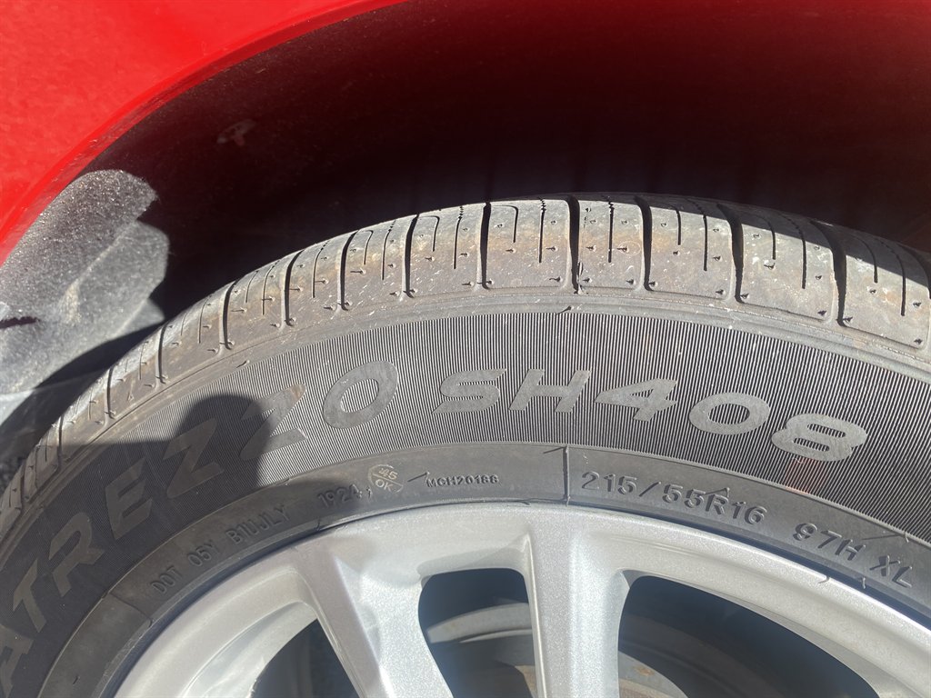 2016 Ford Focus SE photo