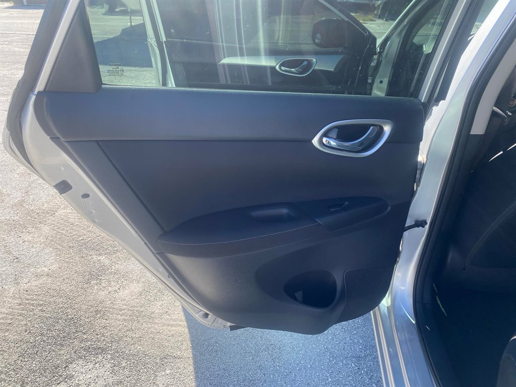 2015 Nissan Sentra SV photo