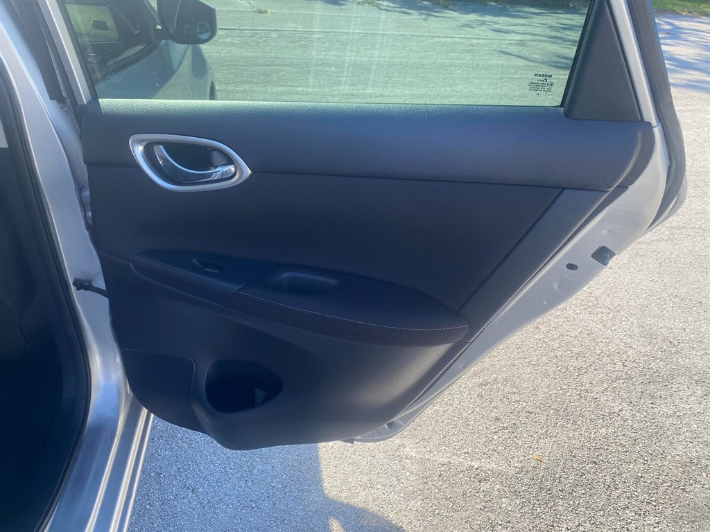 2015 Nissan Sentra SV photo