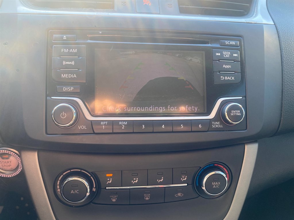 2015 Nissan Sentra SV photo