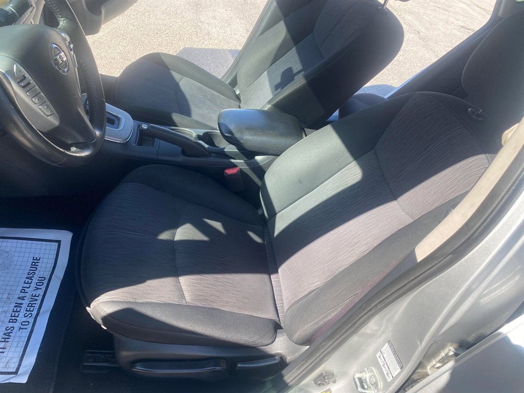 2015 Nissan Sentra SV photo
