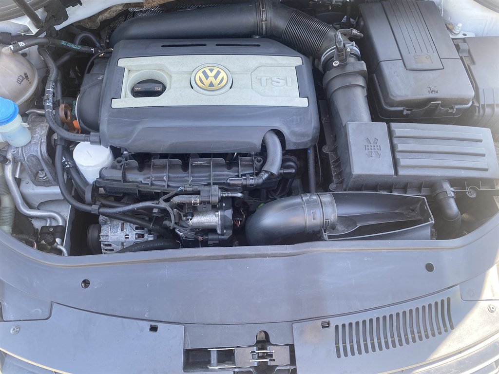 2012 Volkswagen Eos Lux SULEV photo