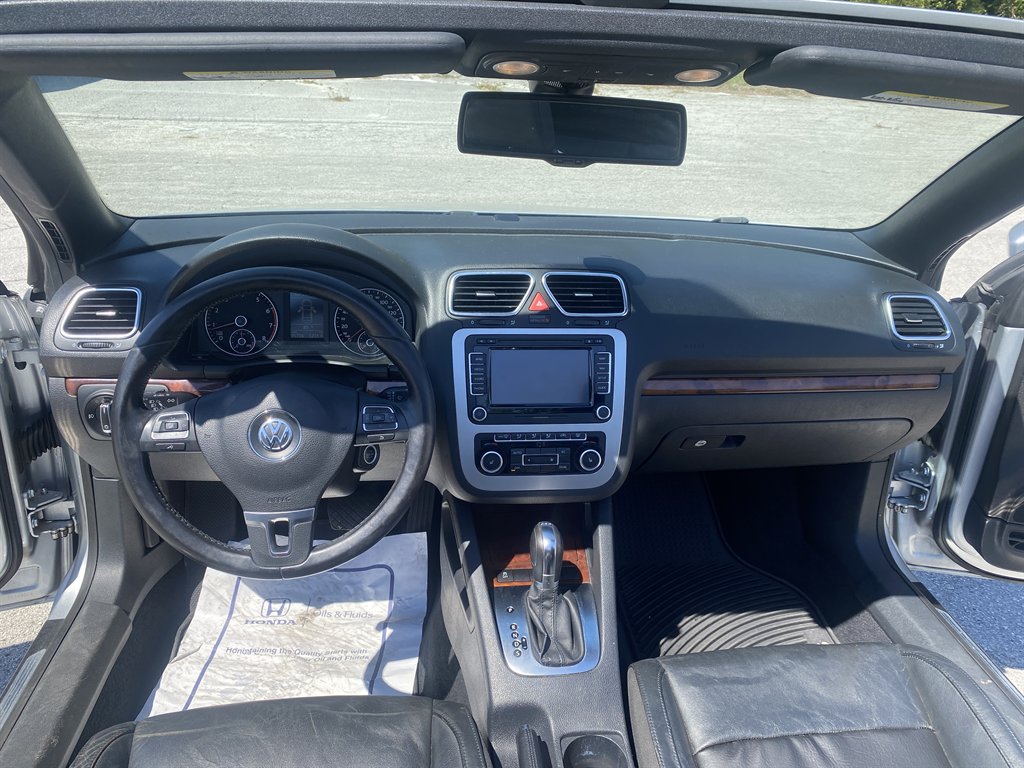 2012 Volkswagen Eos Lux SULEV photo