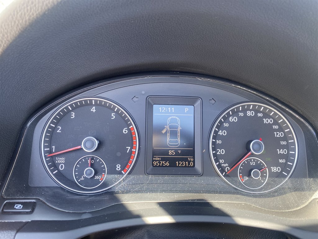 2012 Volkswagen Eos Lux SULEV photo