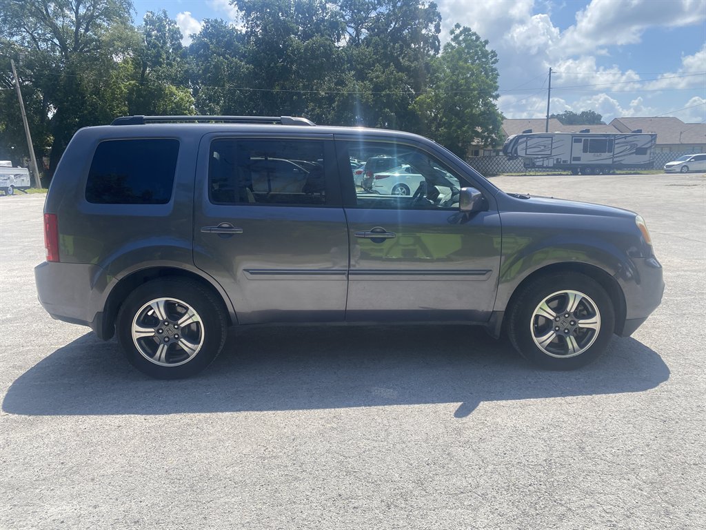 2015 Honda Pilot SE photo