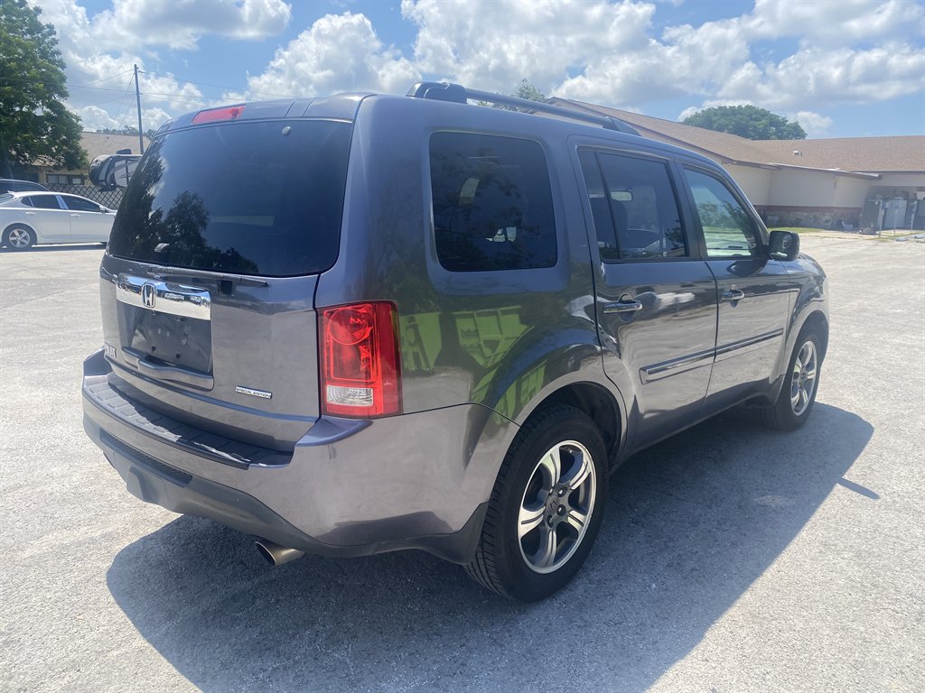 2015 Honda Pilot SE photo