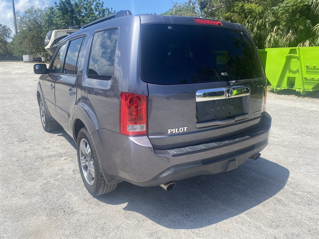 2015 Honda Pilot SE photo