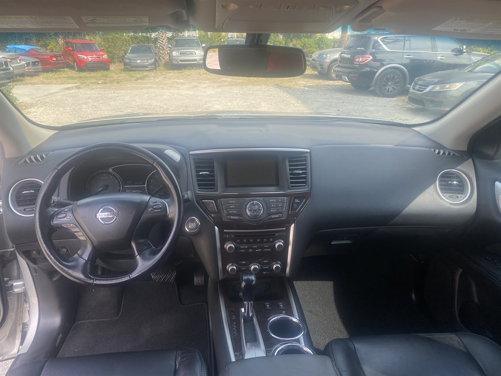 2013 Nissan Pathfinder - $5,490