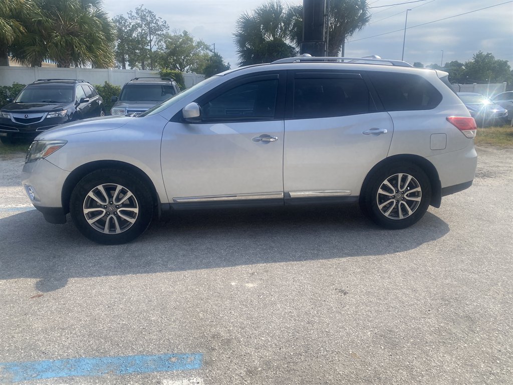 2013 Nissan Pathfinder - $5,490
