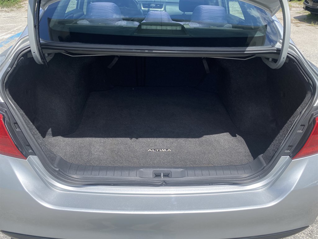 2017 Nissan Altima - $7,290