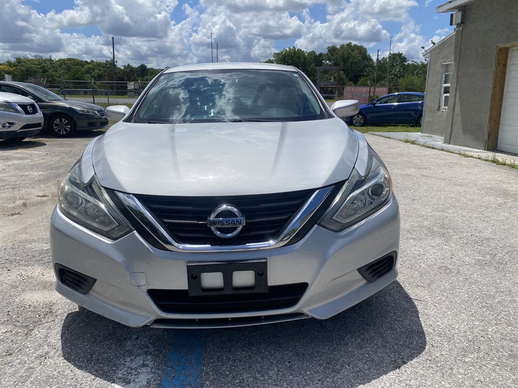 2017 Nissan Altima - $7,290