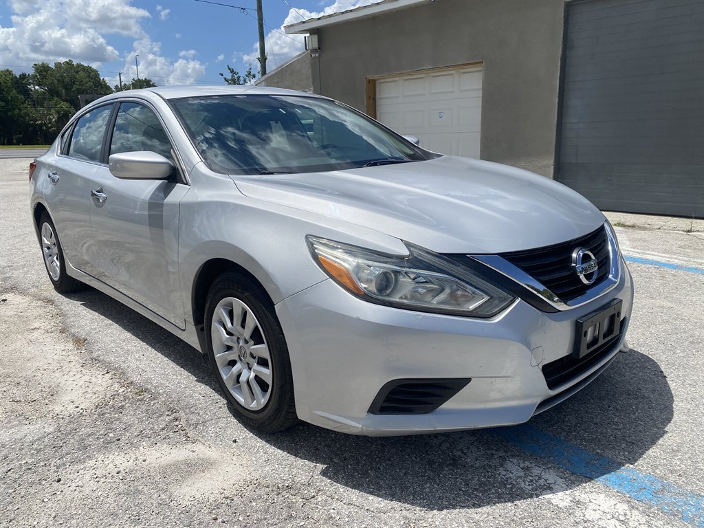 2017 Nissan Altima - $7,290