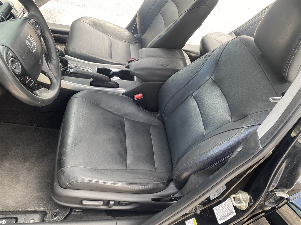 2015 Honda Accord - $9,990