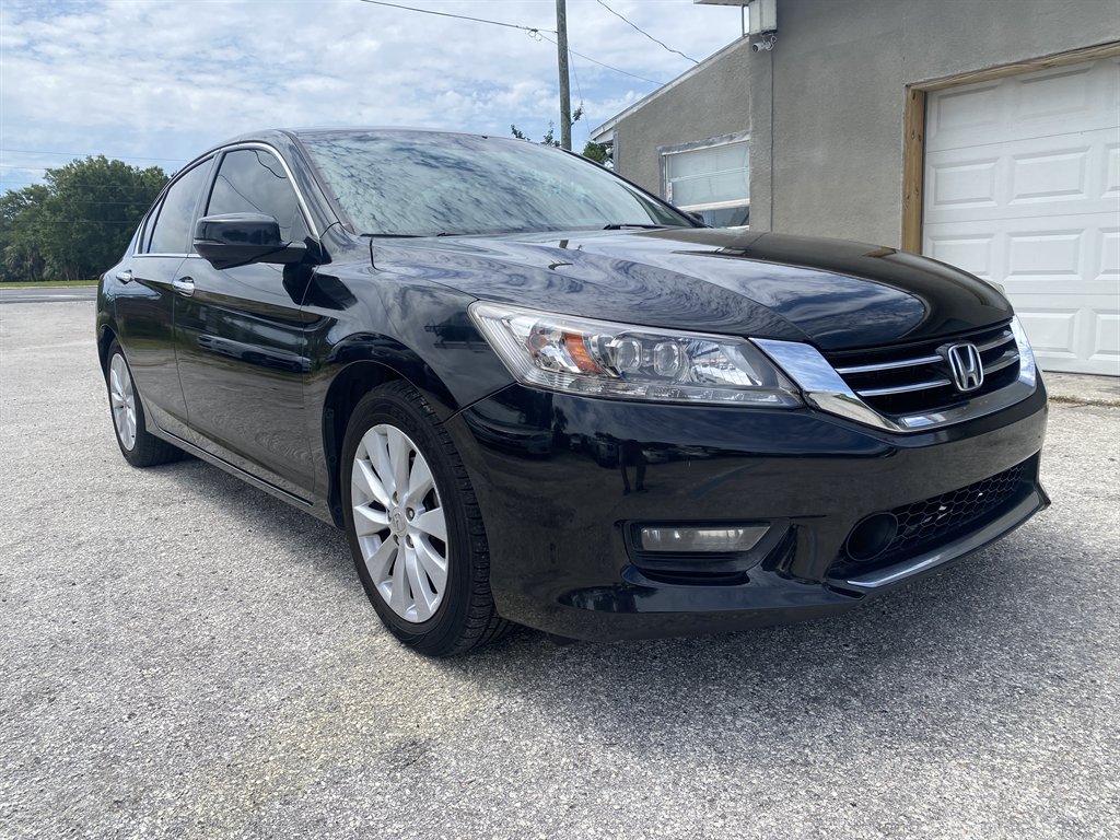 2015 Honda Accord - $9,990