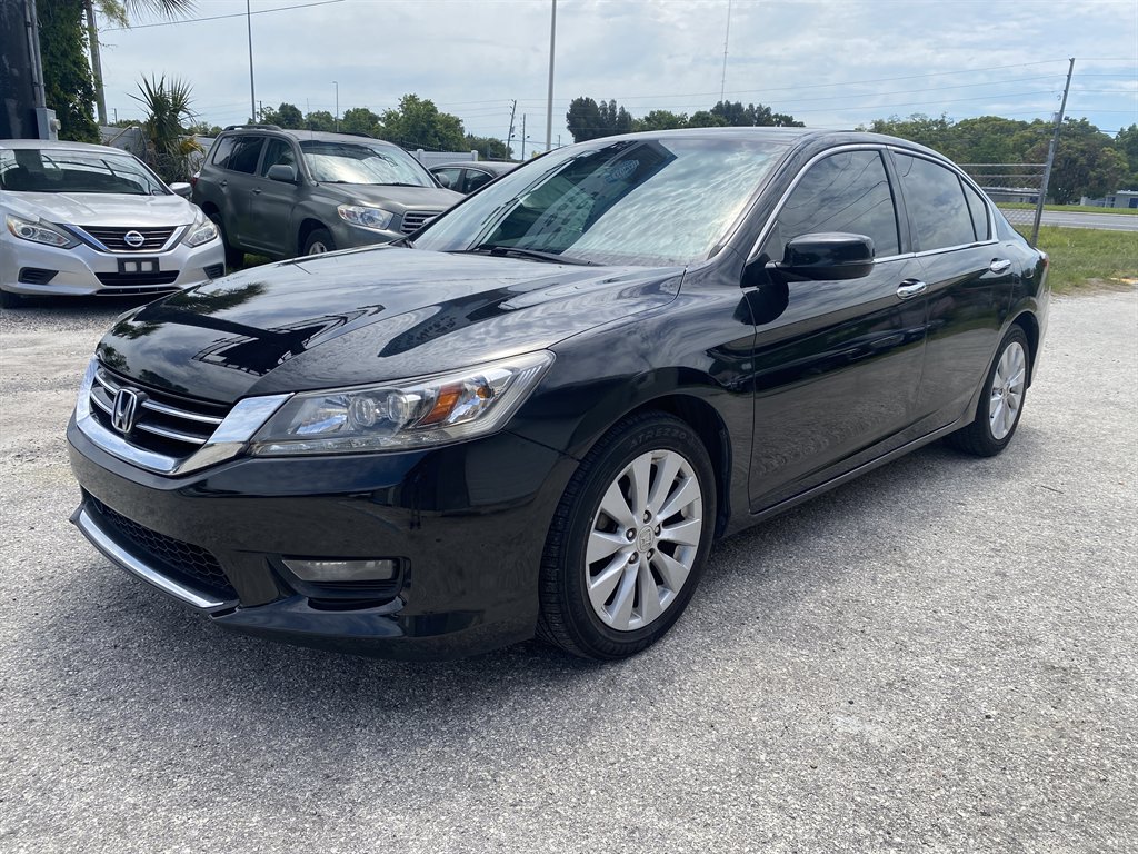 2015 Honda Accord - $9,990