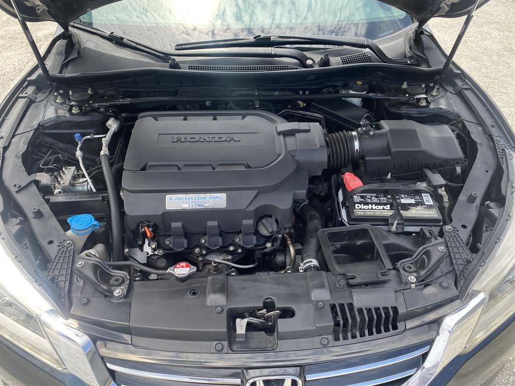 2015 Honda Accord - $9,990
