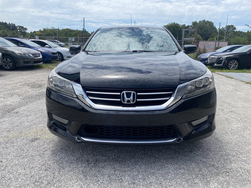 2015 Honda Accord - $9,990
