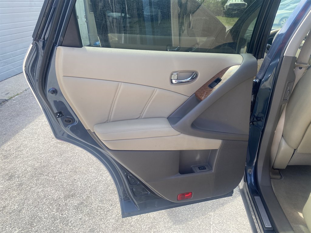 2014 Nissan Murano - $9,990