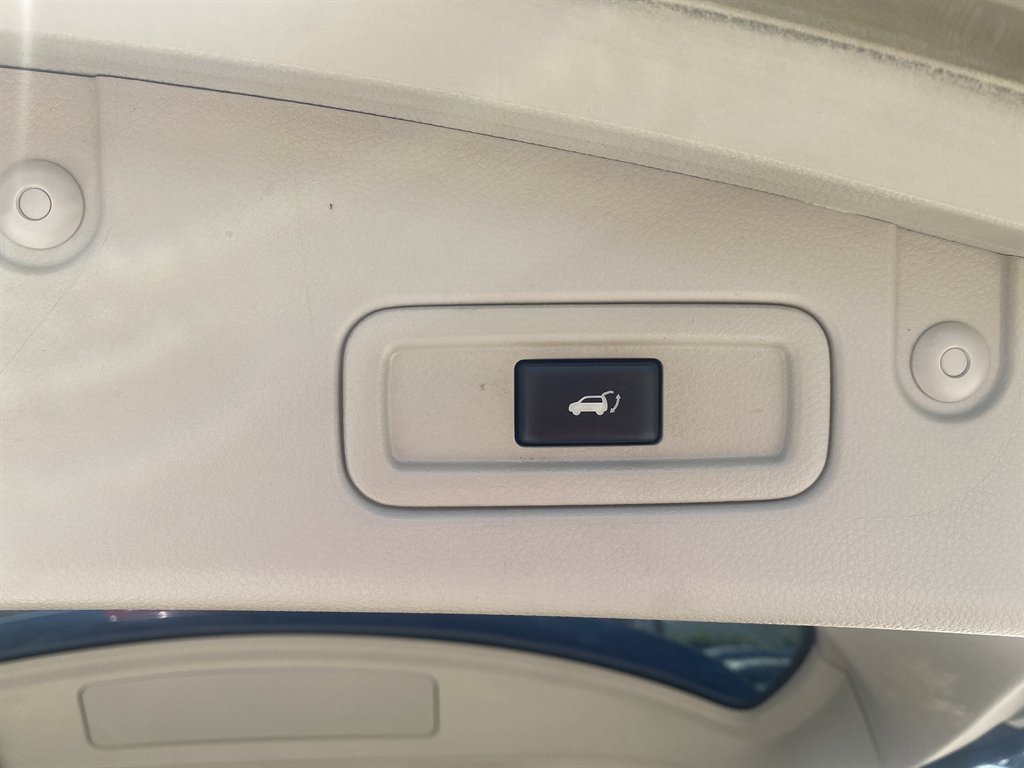 2014 Nissan Murano - $9,990