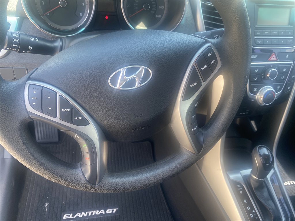 2014 Hyundai Elantra - $6,290