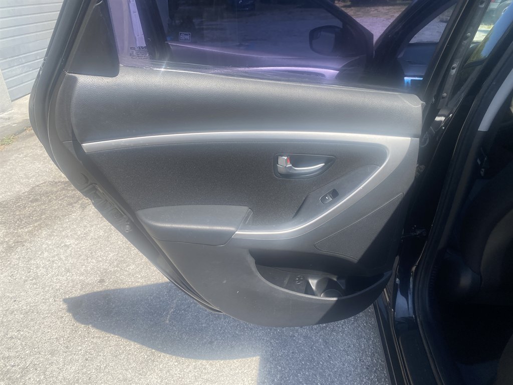 2014 Hyundai Elantra - $6,290