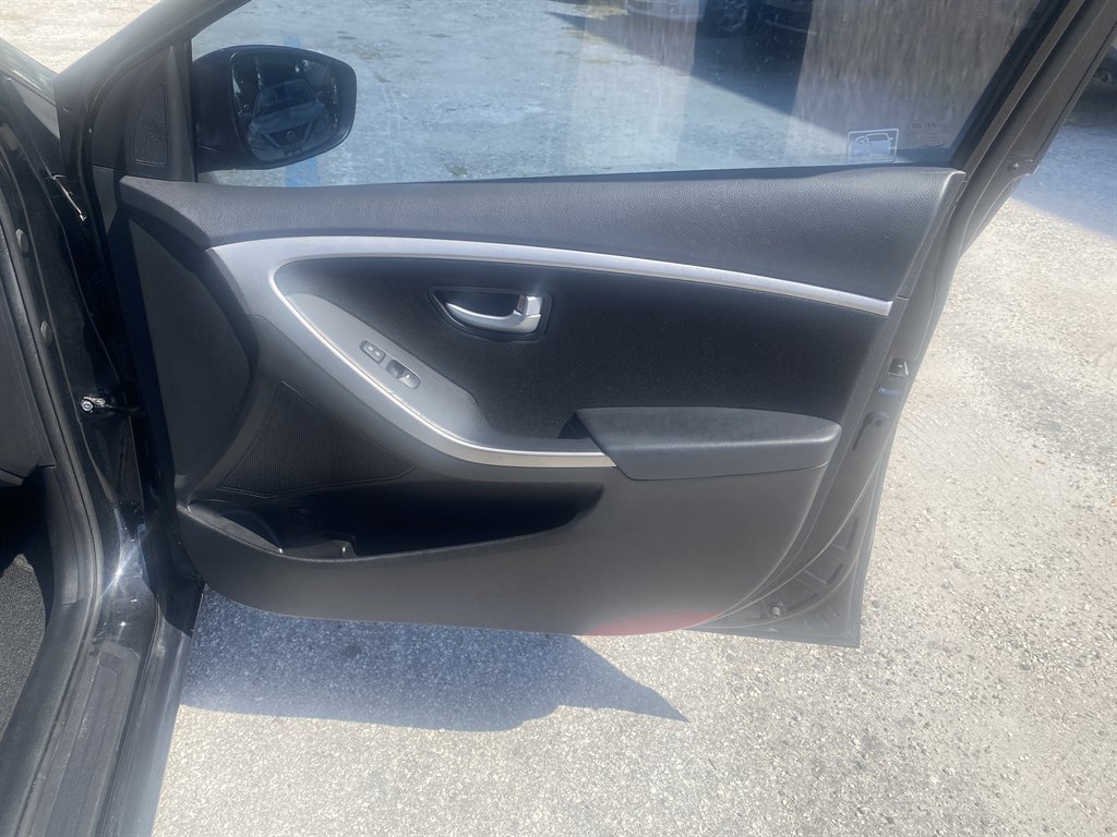 2014 Hyundai Elantra - $6,290