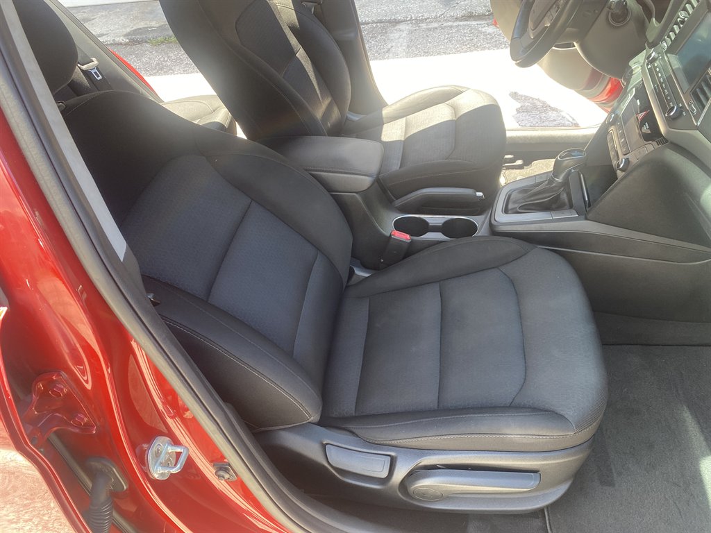 2017 Hyundai Elantra - $7,990