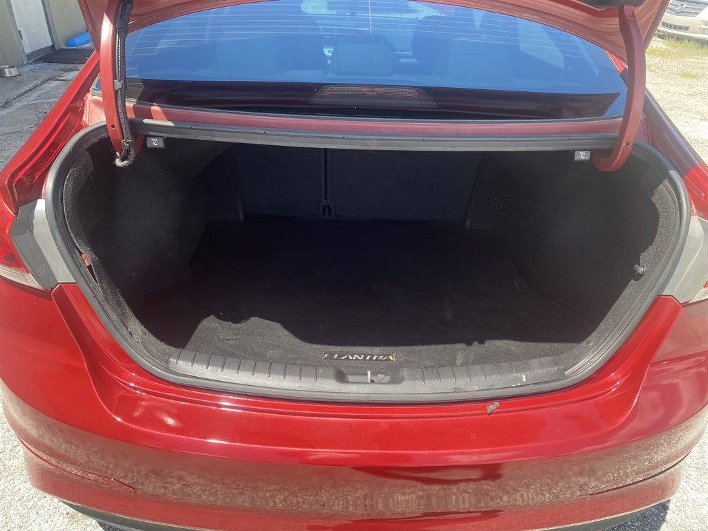 2017 Hyundai Elantra - $7,990