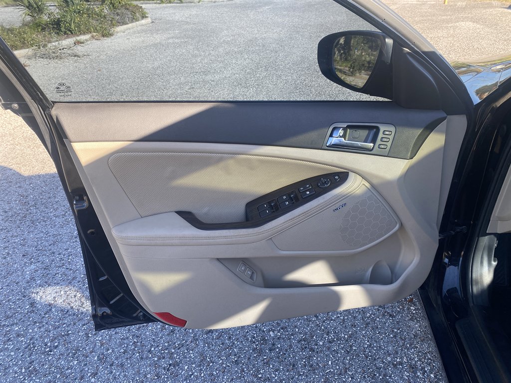 2013 Kia Optima - $6,290