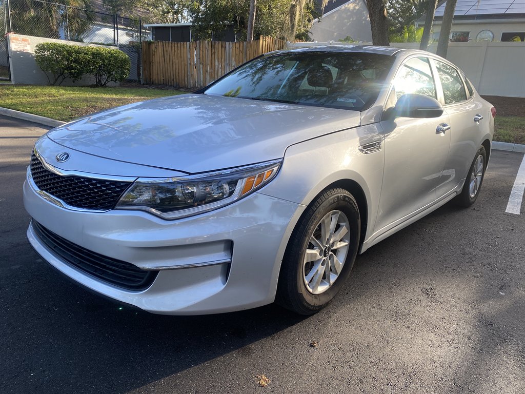2017 Kia Optima - $7,990