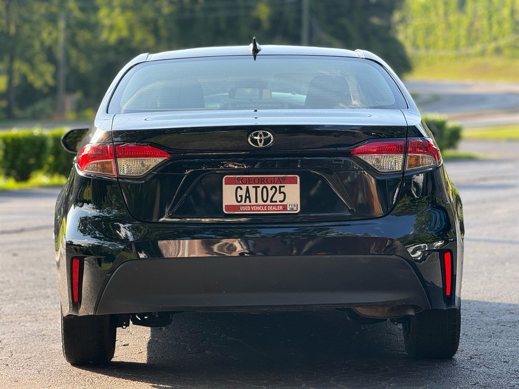 2023 Toyota Corolla LE photo