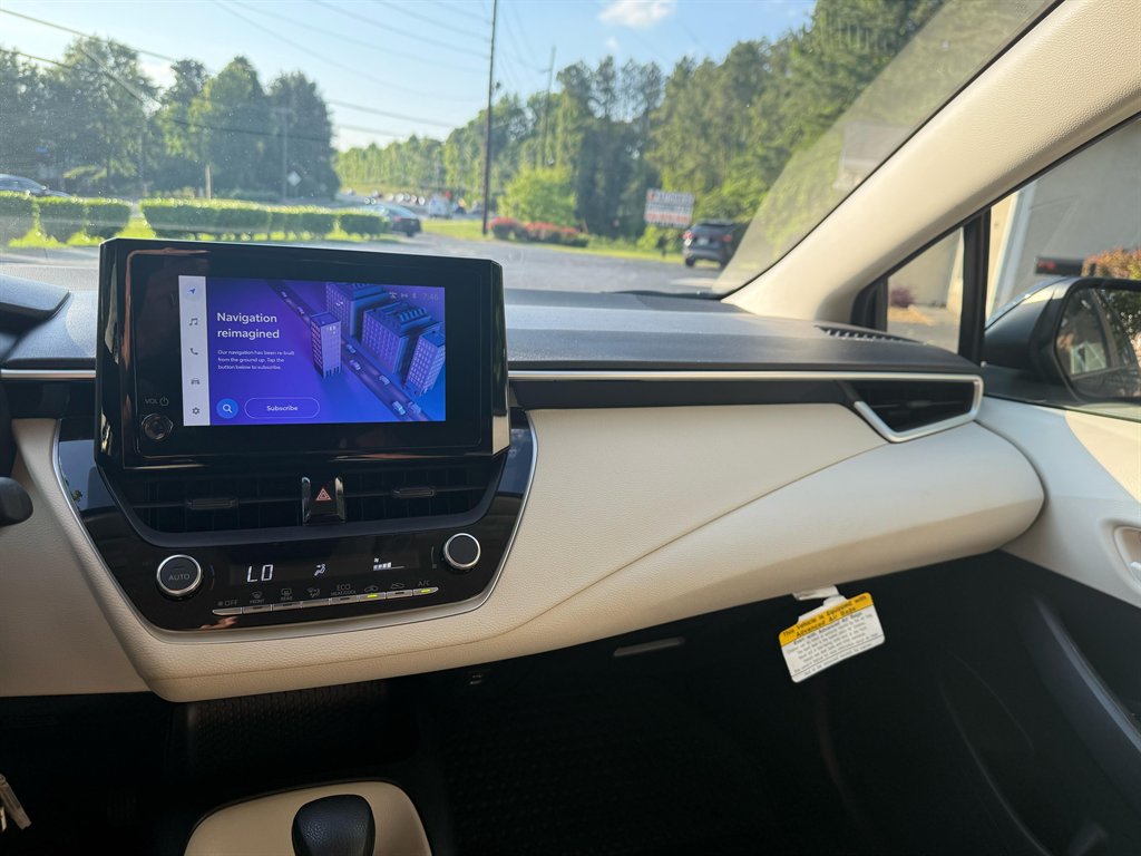 2023 Toyota Corolla LE photo